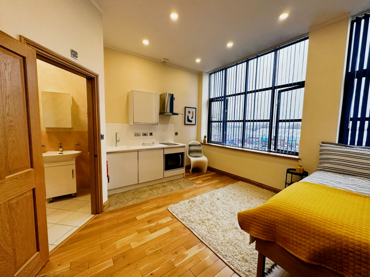 Studio Rooms view 4