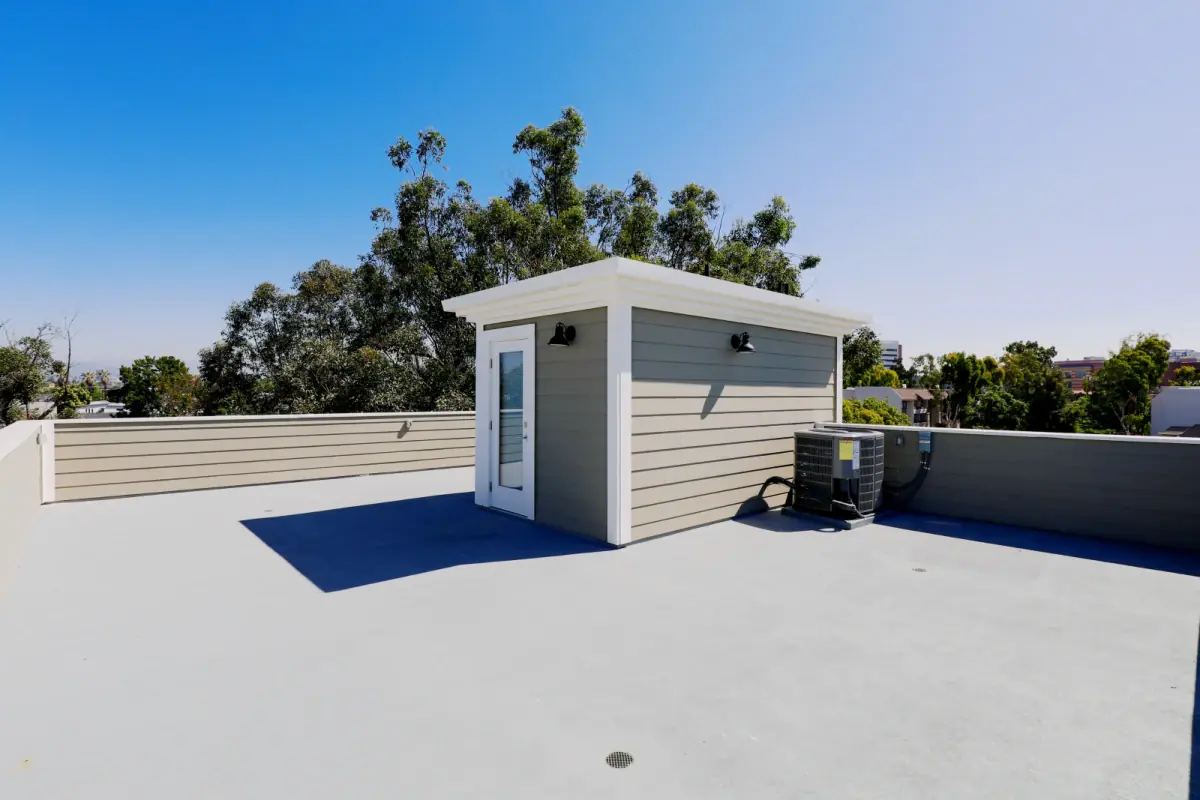 Outdoor Features