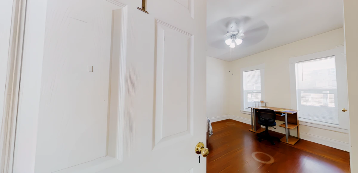 3 Bed 1 Bath Apt 1
