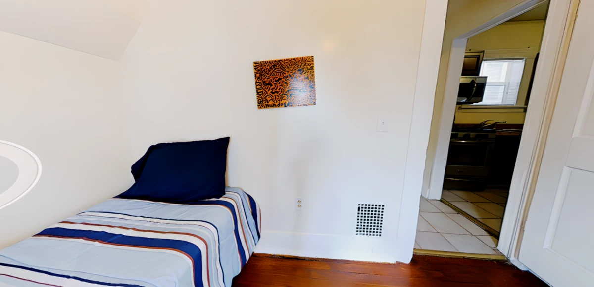 3 Bed 1 Bath Apt 1
