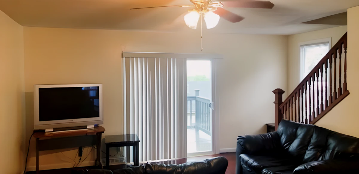 3 Bed 1.5 Bath