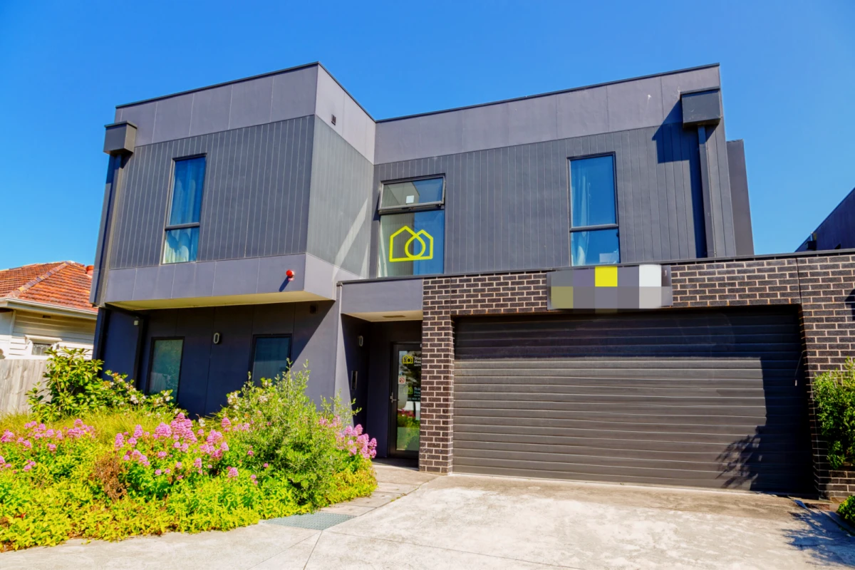 77 Elgar Road