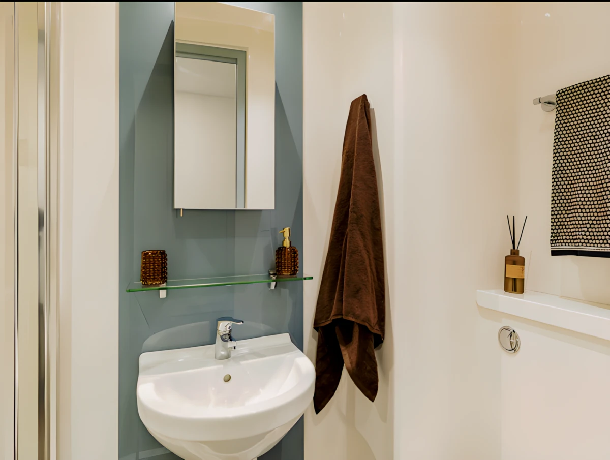 Ensuite Rooms view 3
