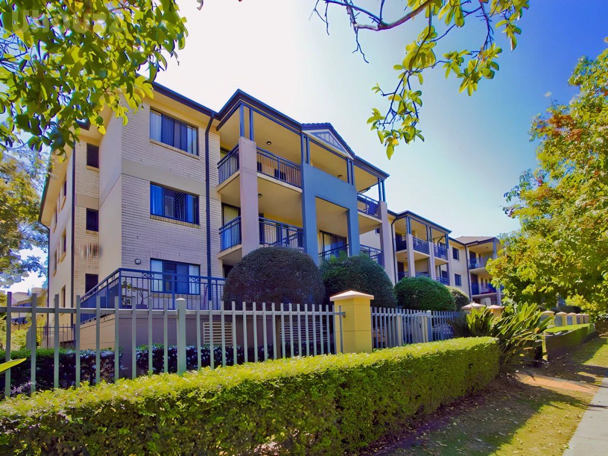 Student Living - The Manors