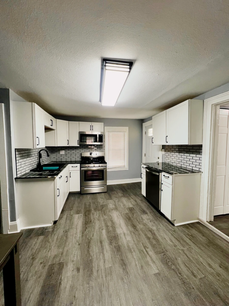 5 Bed 2 Bath