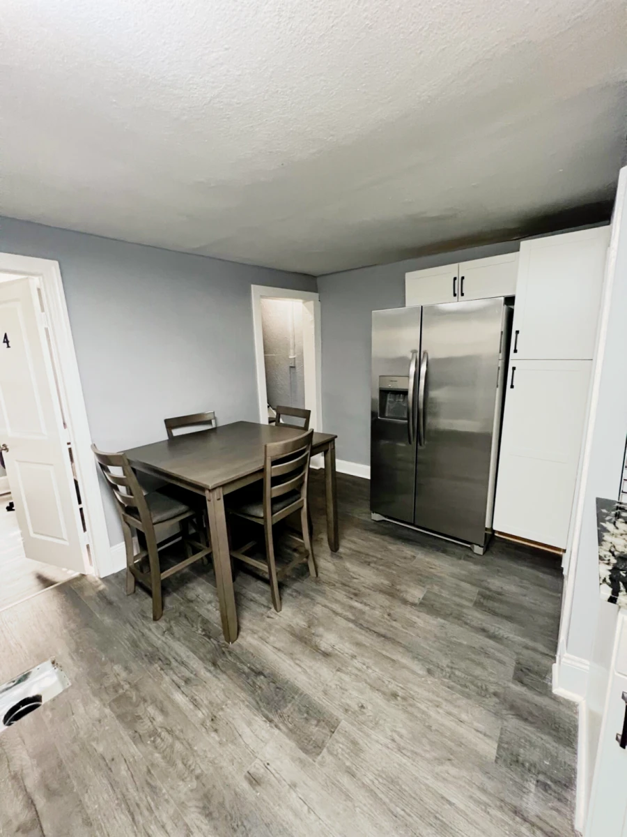 5 Bed 2 Bath