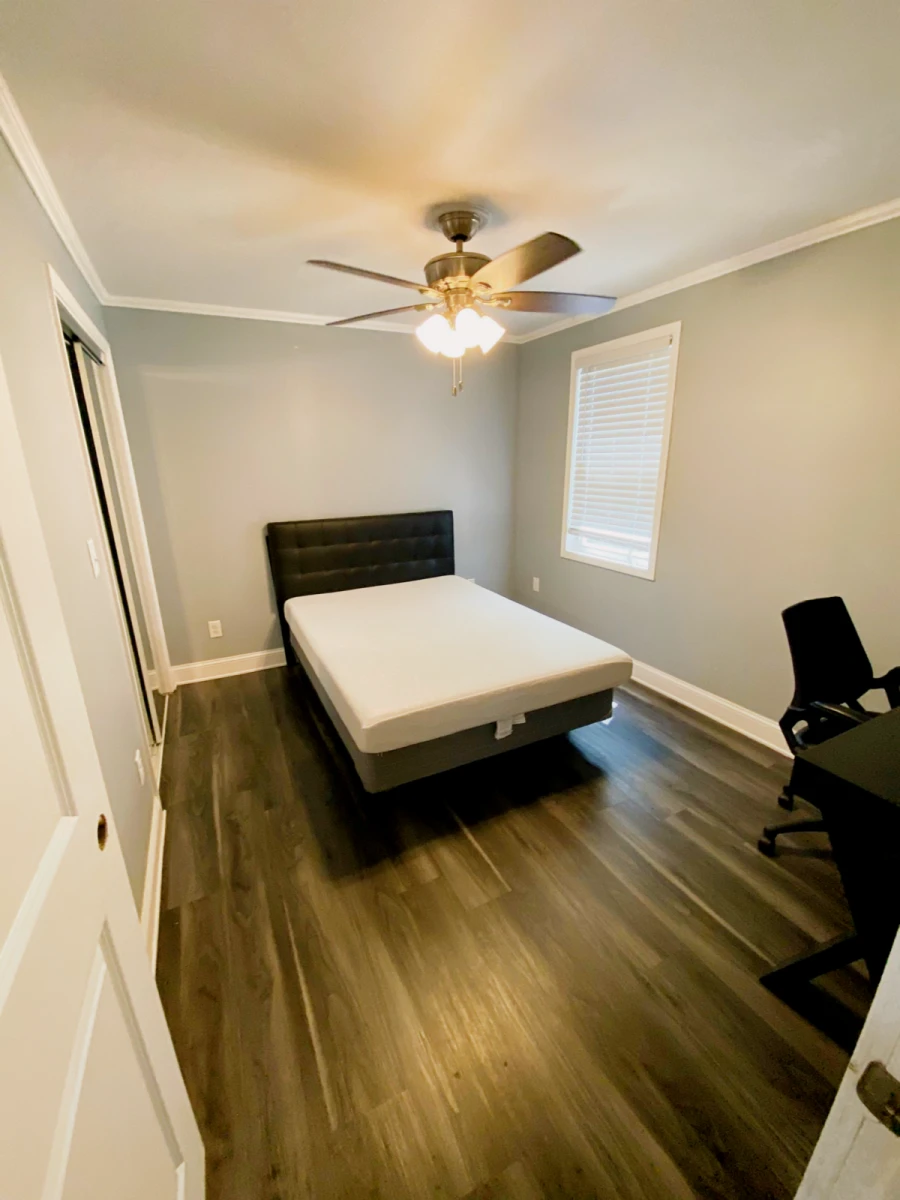 3 Bed 1 Bath