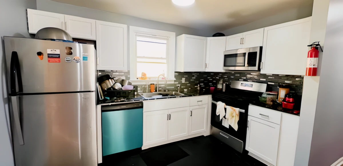 3 Bed 1 Bath Apartment 2