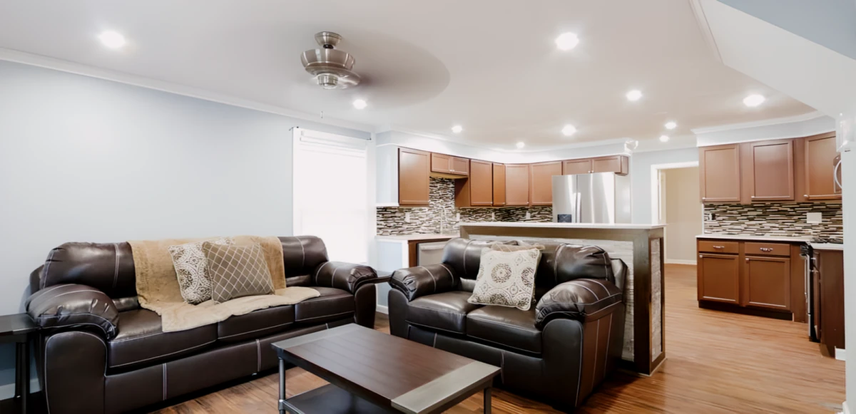 4 Bed 2 Bath
