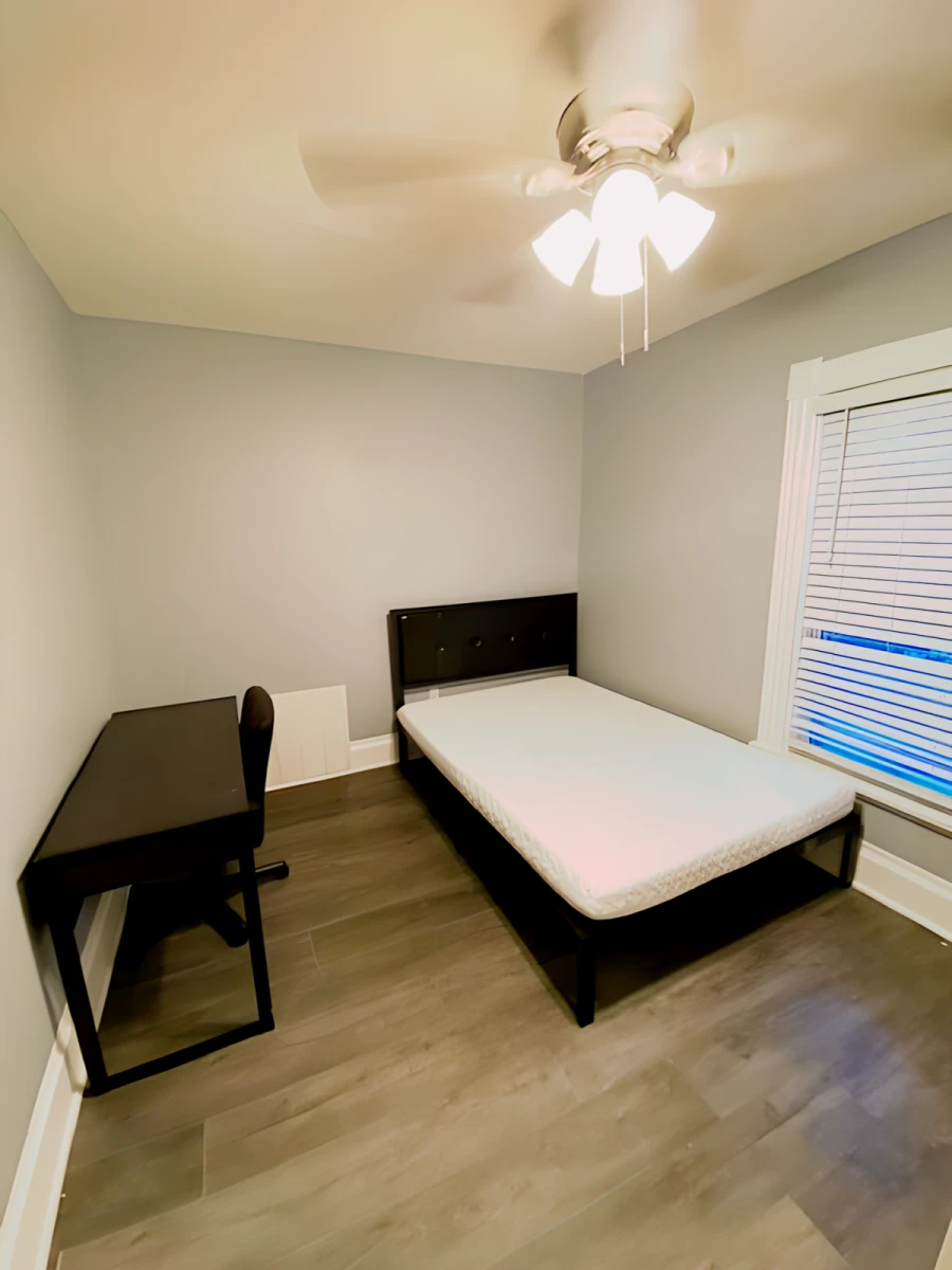 4 Bed 2 Bath
