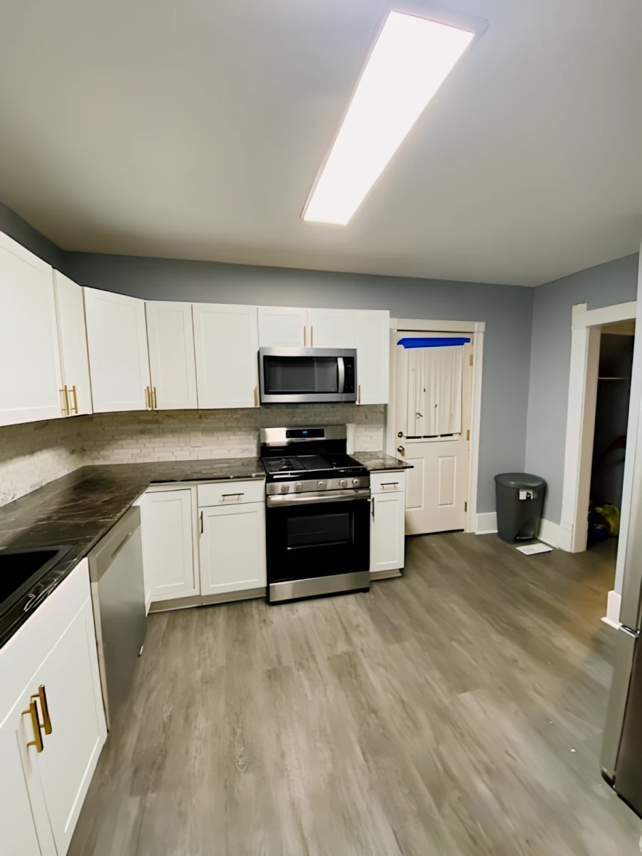 4 Bed 2 Bath