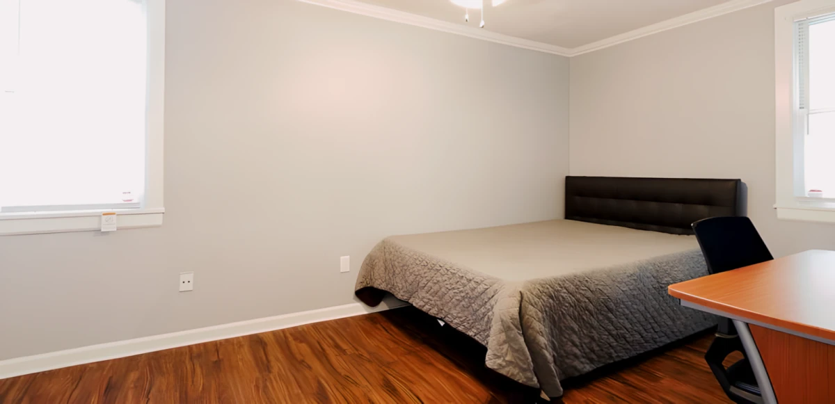 4 Bed 2 Bath