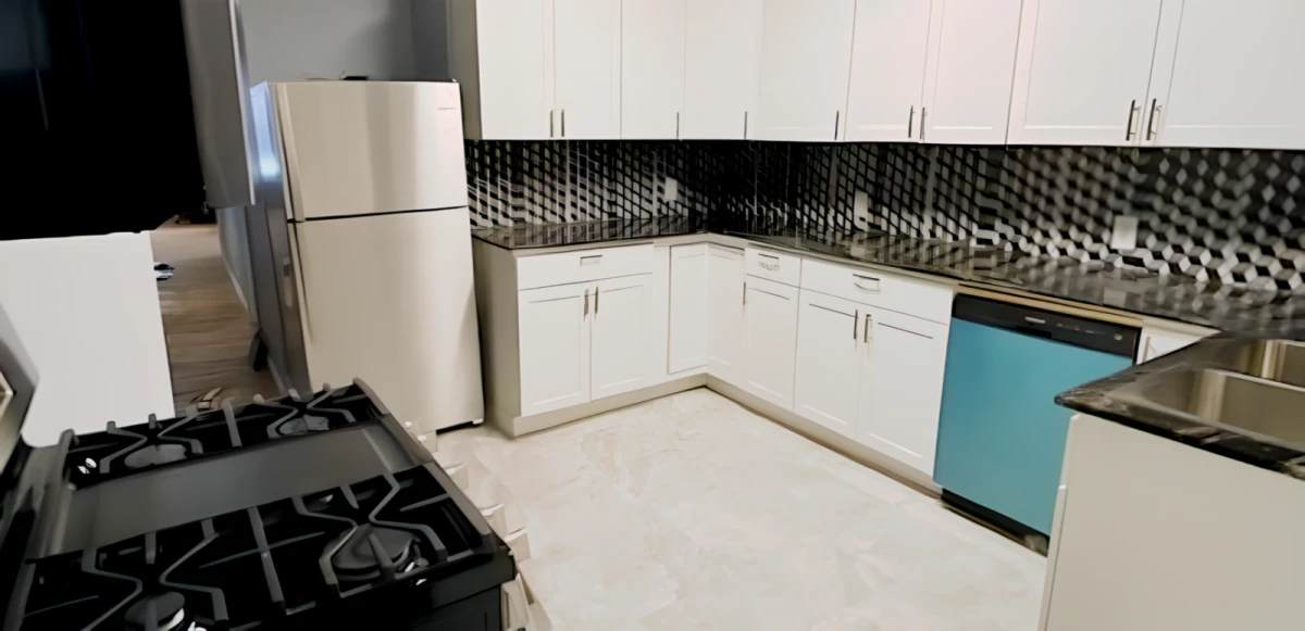 420 Westcott St Apartment