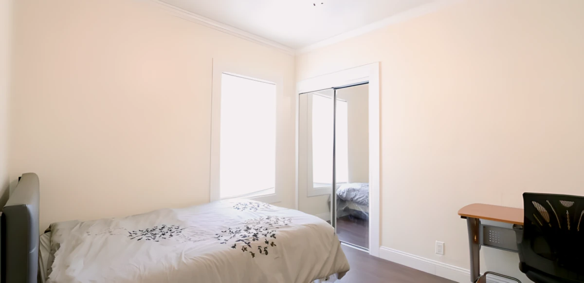 4 Bed 2 Bath Apartment 1