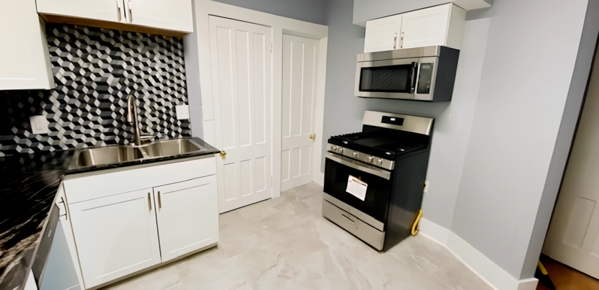 420 Westcott St Apartment