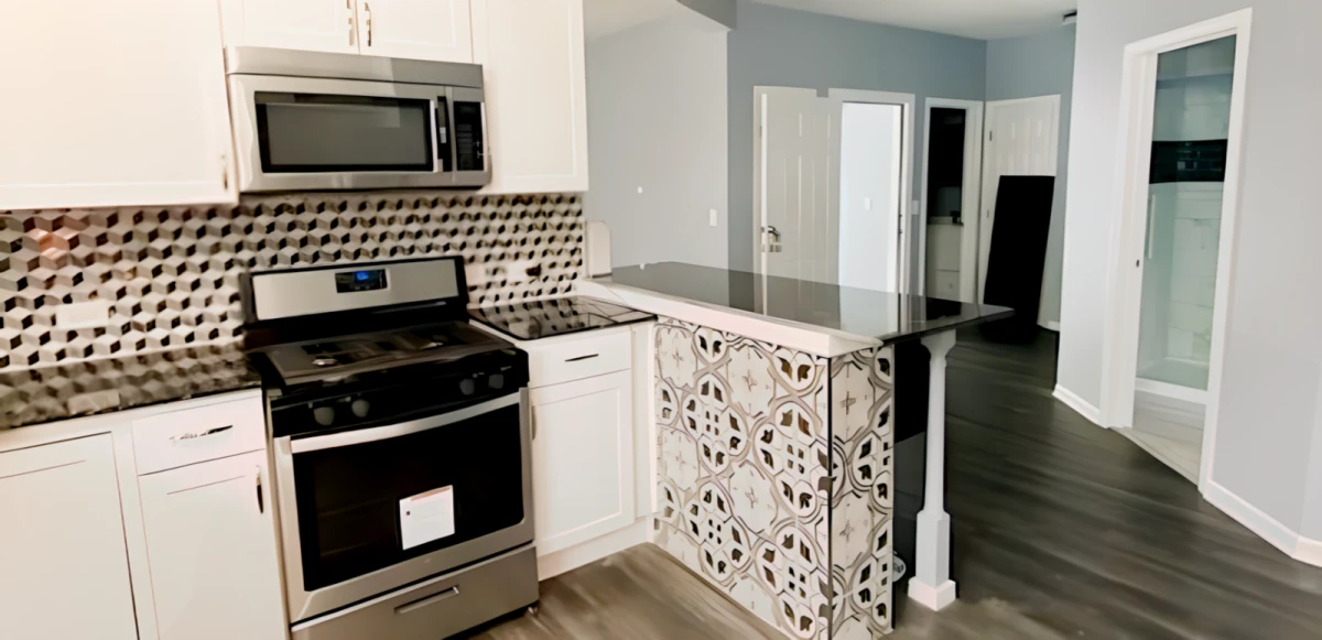 4 Bed 2 Bath Apartment 2