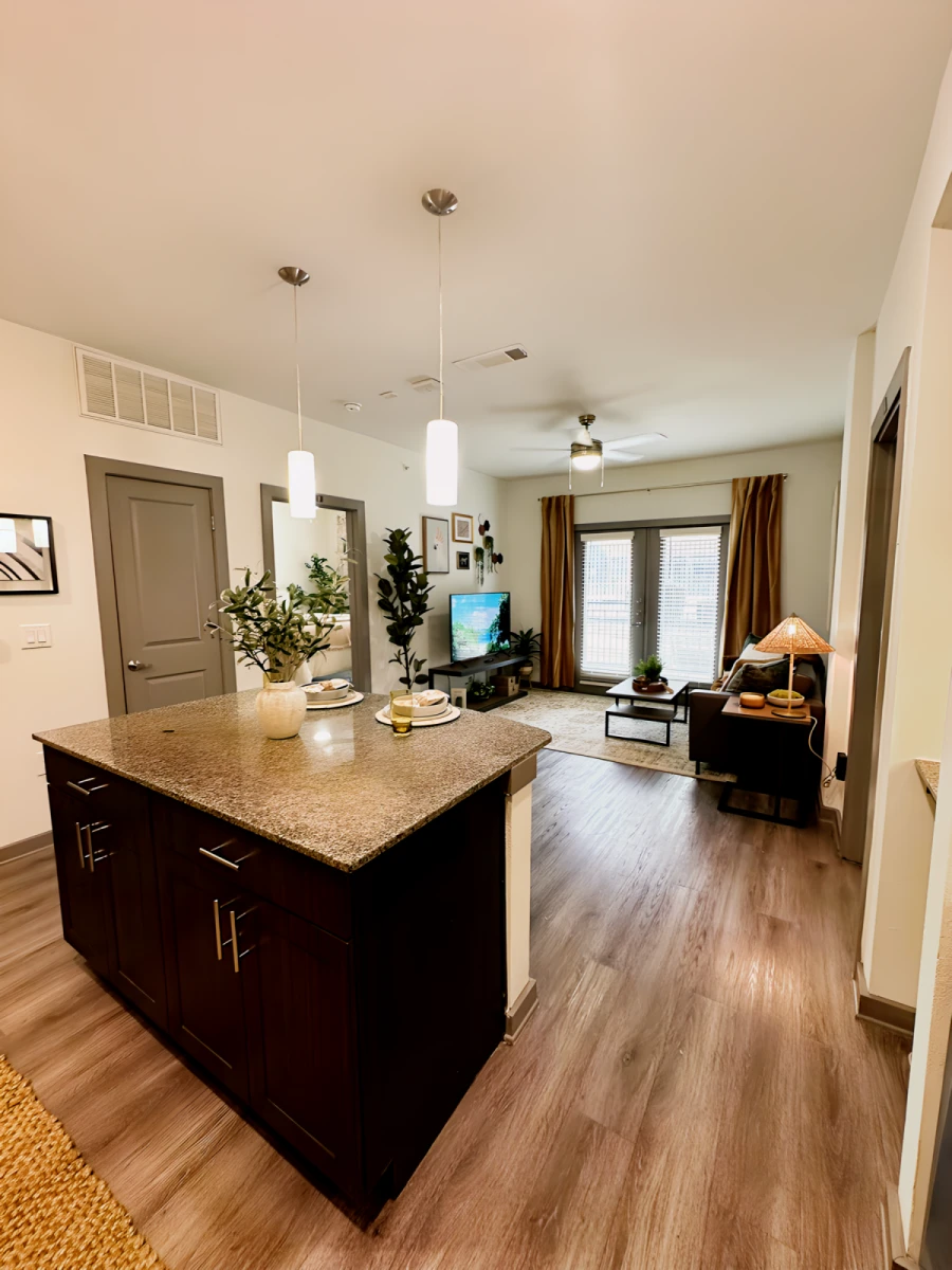 848 Mitchell Apartment