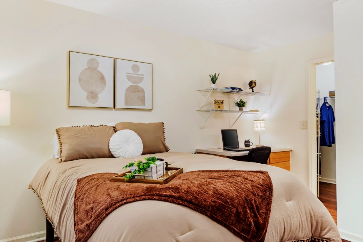 University Suites