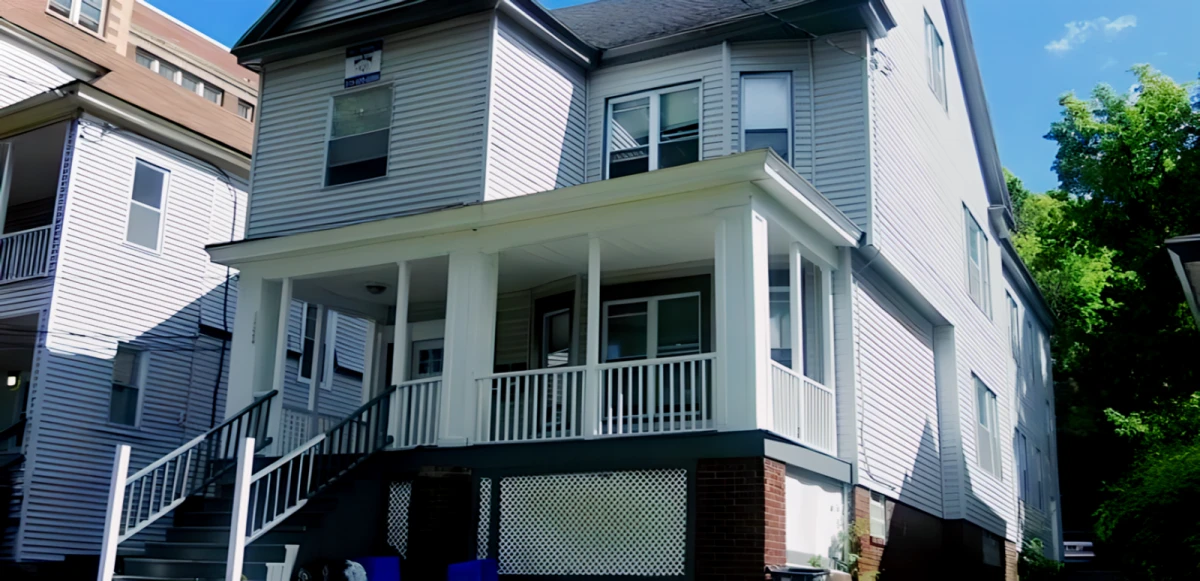 1524 East Genesee St Apartment 2