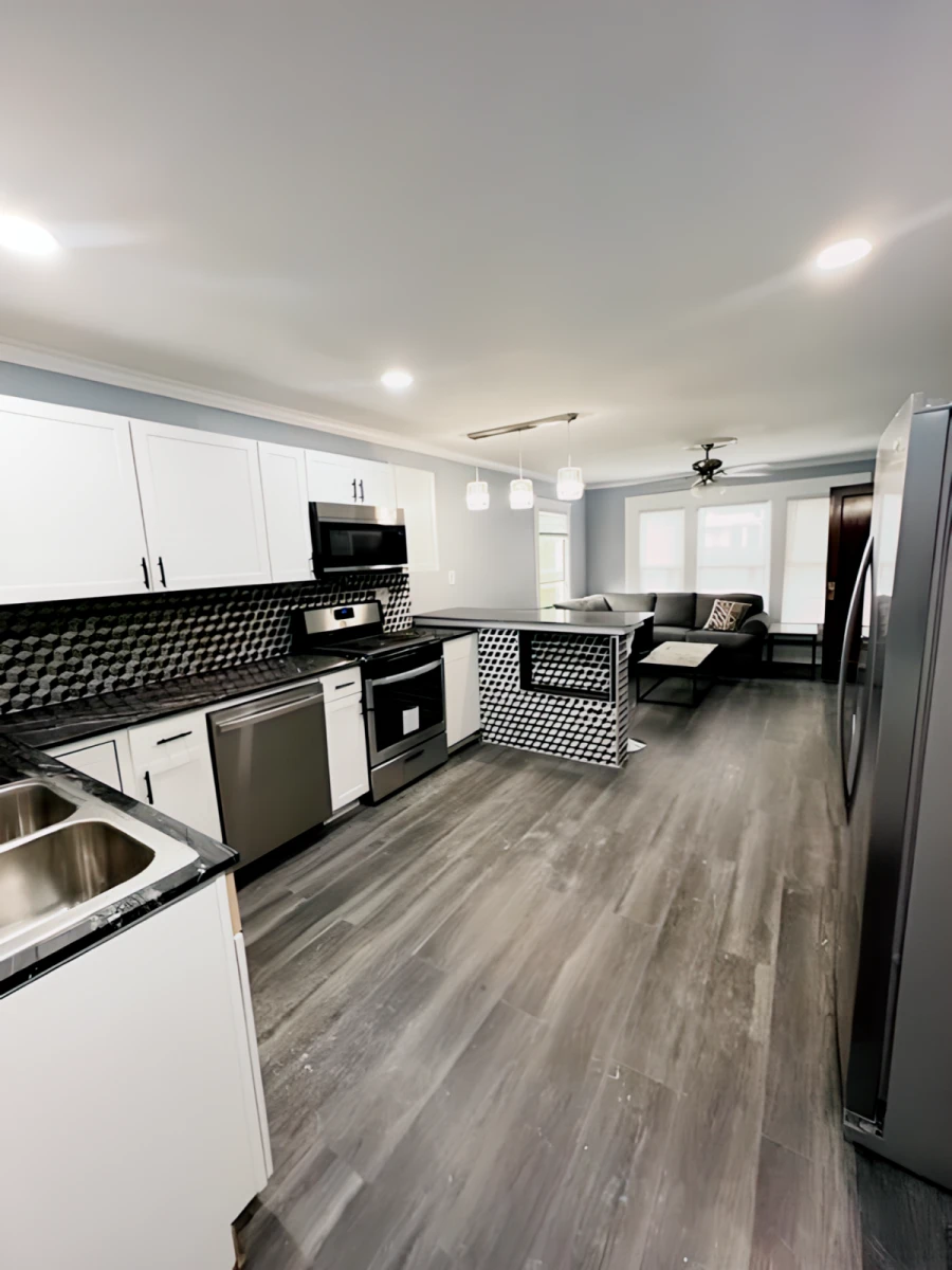 4 Bed 2 Bath