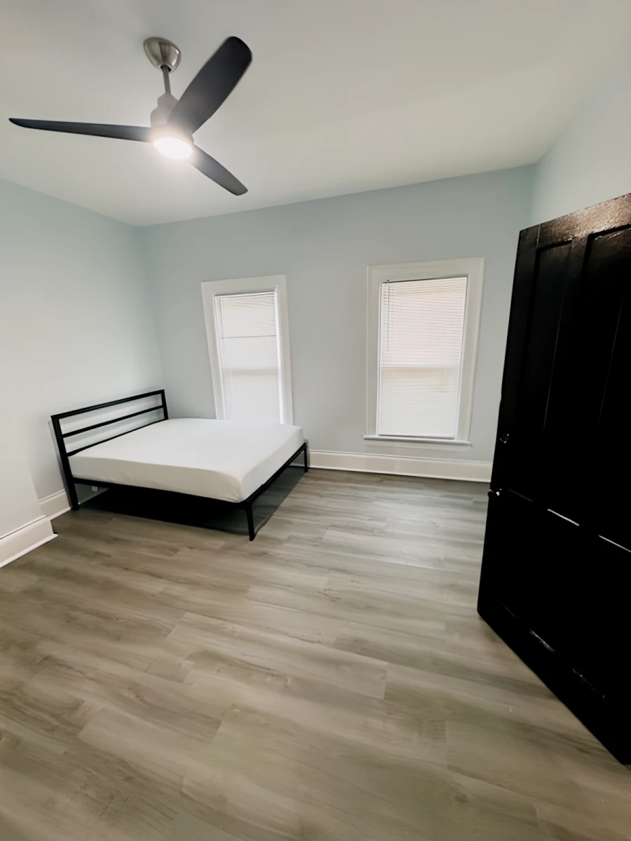 3 Bed 1 Bath Apartment 2