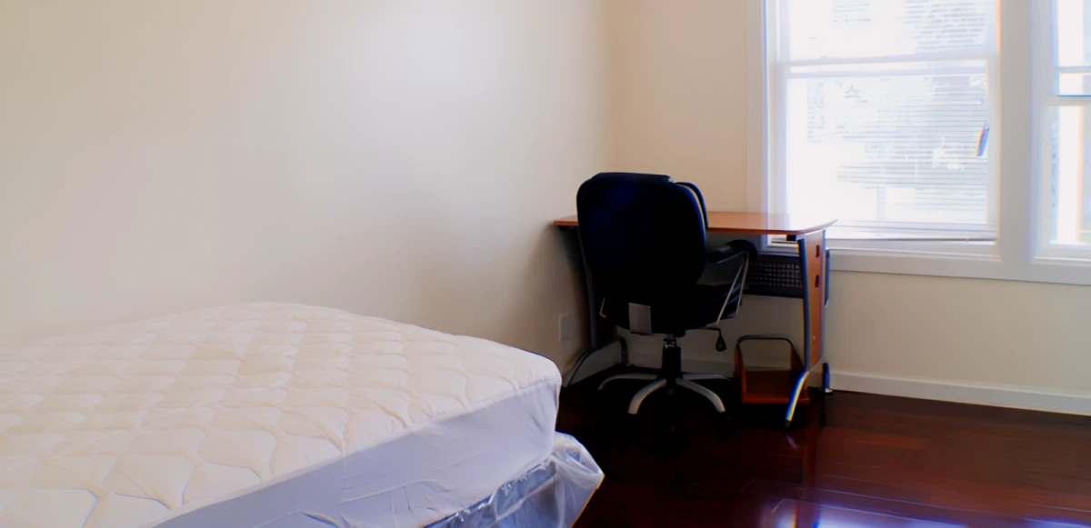 5 bed 2 Bath