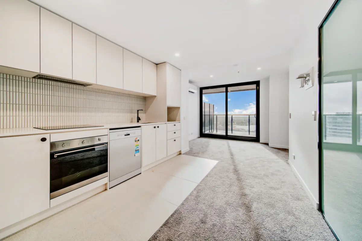 2 Rooms view 4