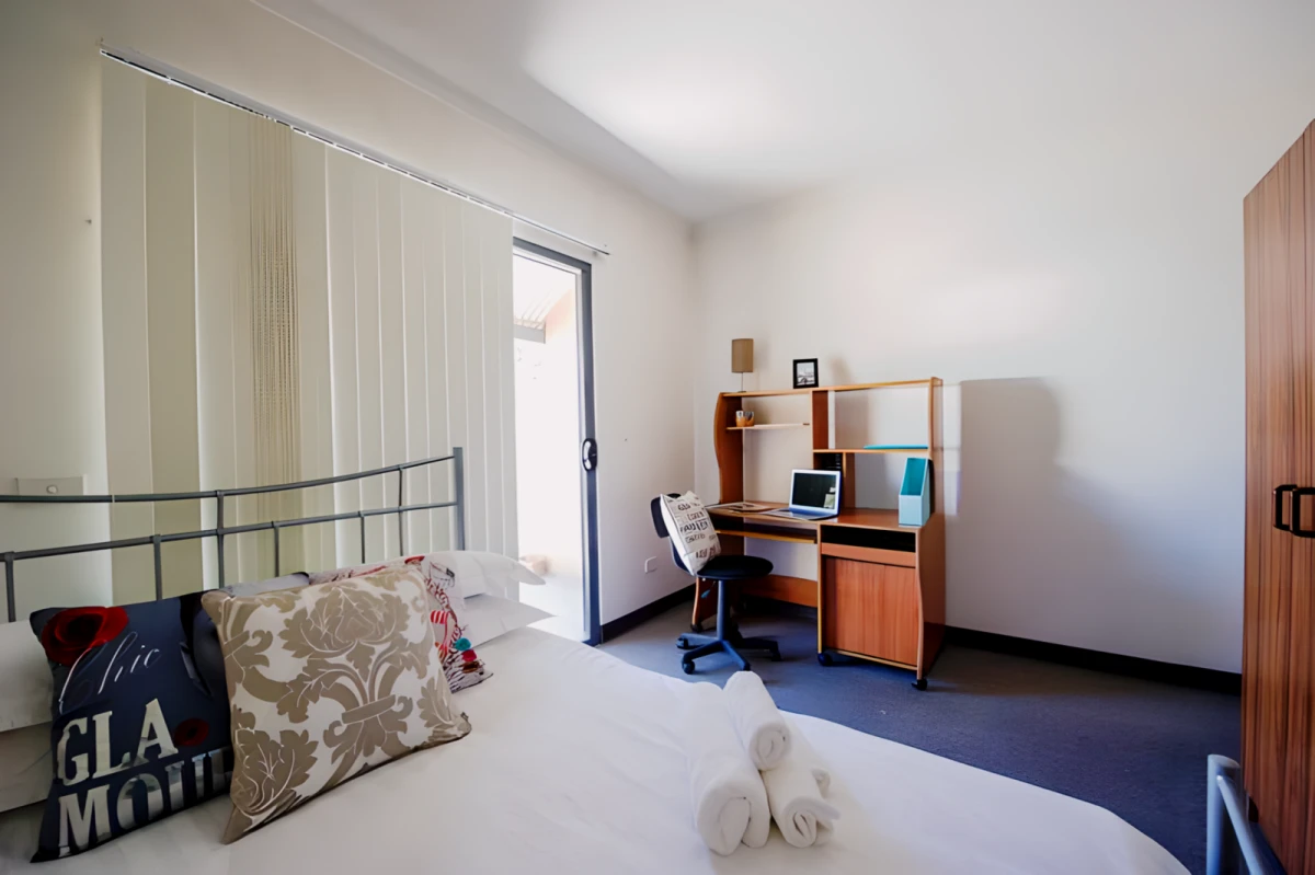 Student Living - Magill Hartley