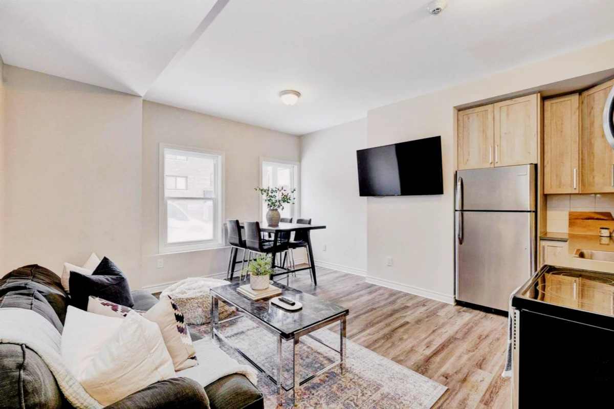 5 Bed 2 Bath
