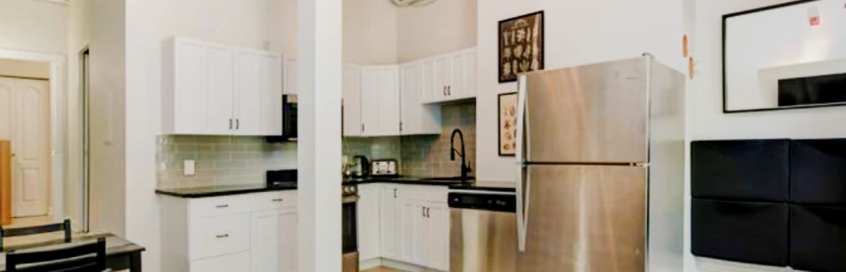 Room in 5 Bedroom Unit