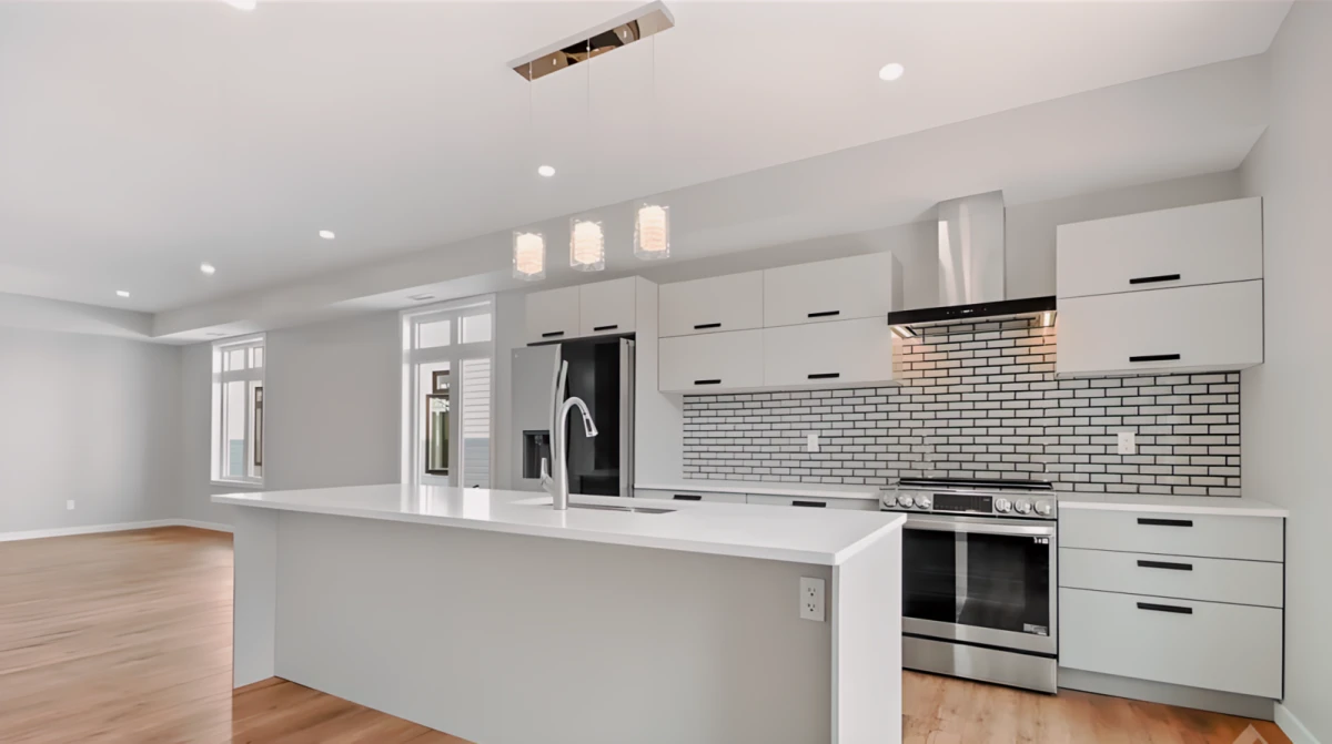 3 Bed 2.5 Bath