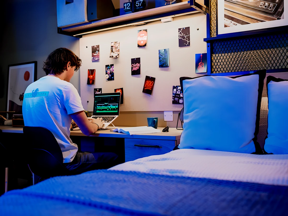 Studio Rooms view 2