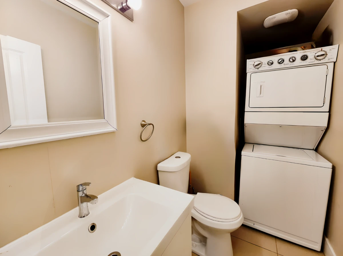 6 Bed 2.5 Bath - 3
