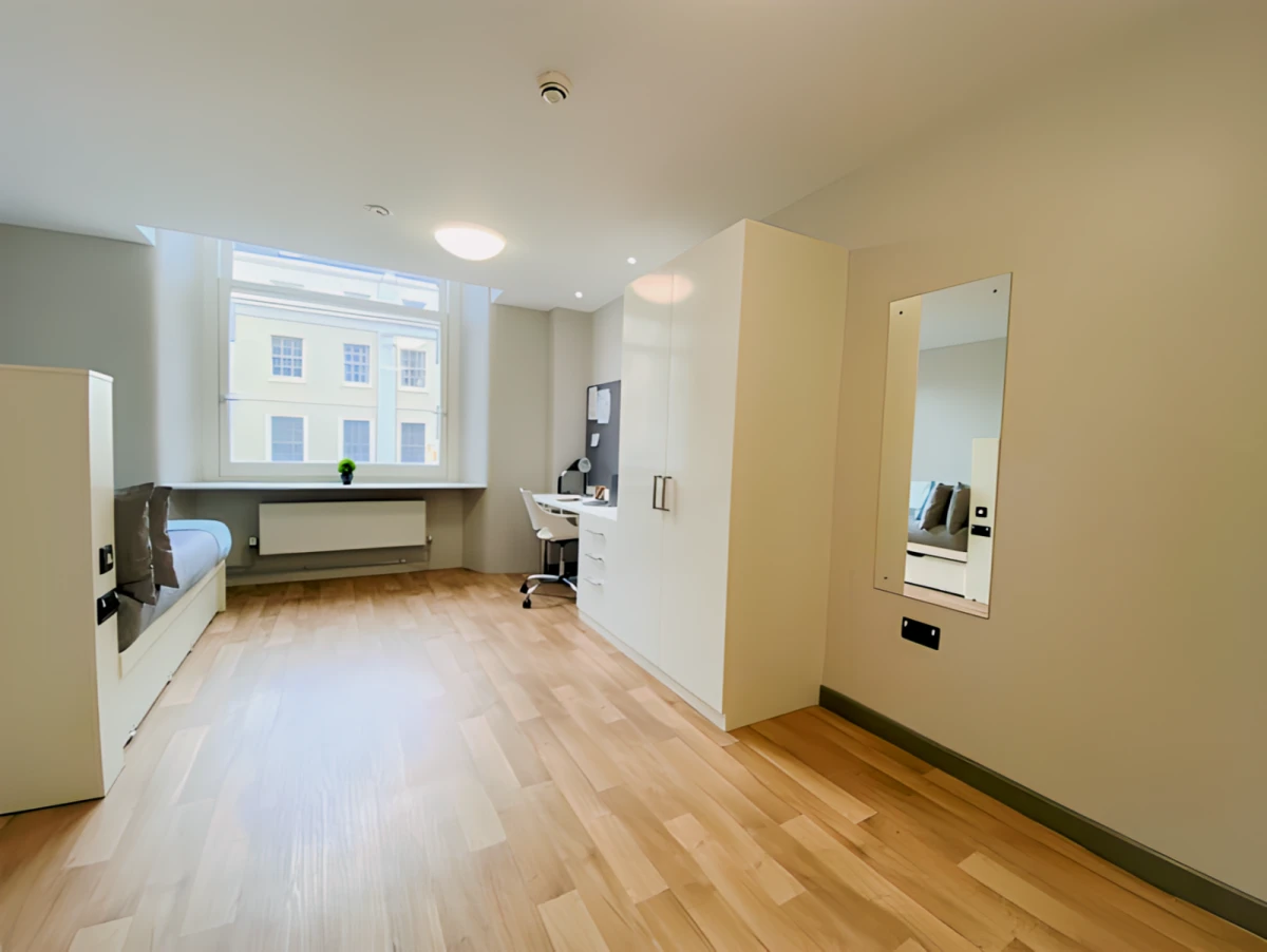 Ensuite Rooms view 4
