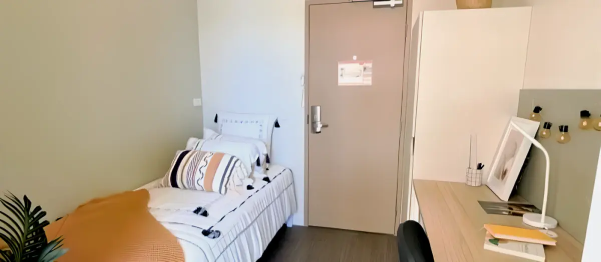 Single Rooms view 2