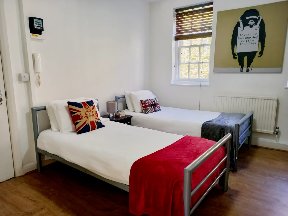 Twin with en-suite