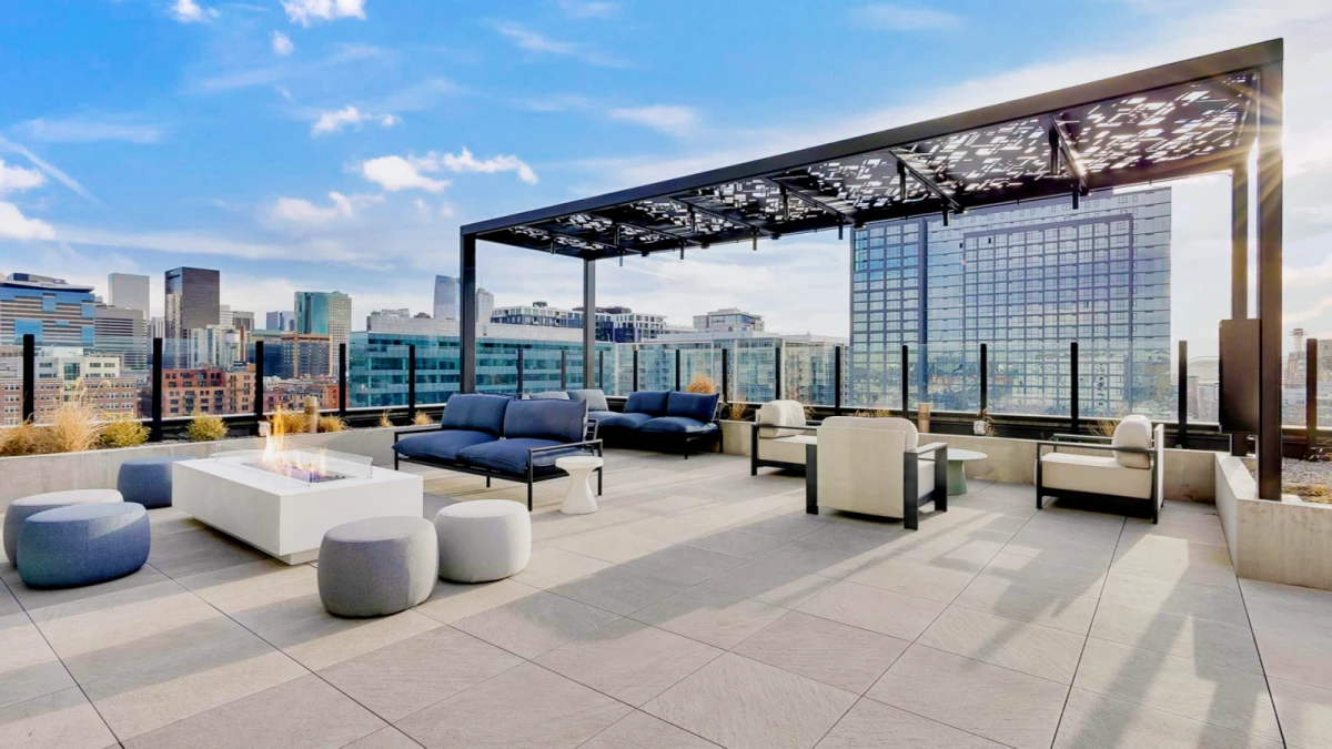 Outdoor Features