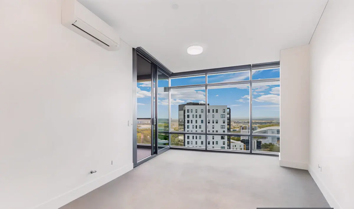 1 Rooms view 1