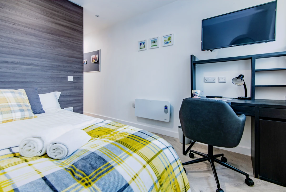 CLUSTERS Rooms view 1