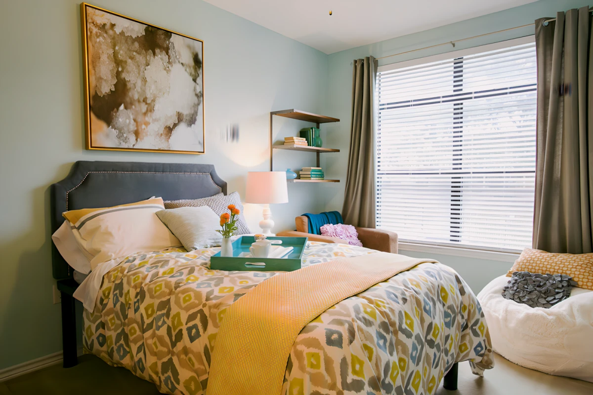 2 Bed/ 2 Bath Diligent