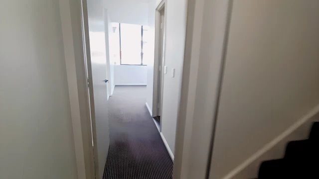 2 Rooms view 1