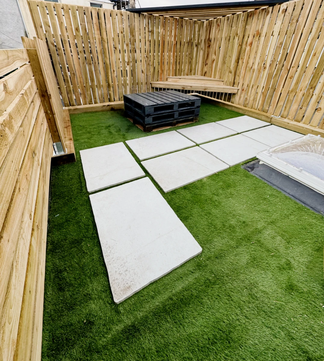 Outdoor Features