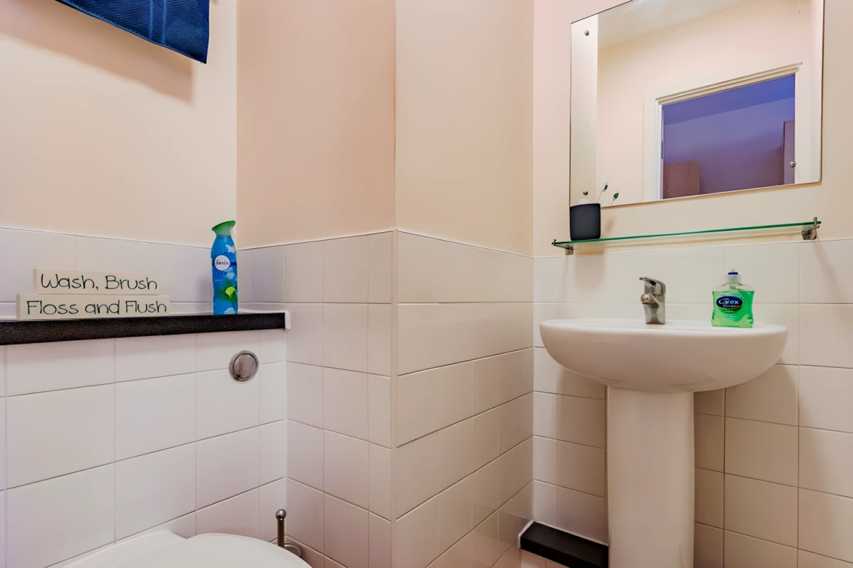 Classic 6 bed Ensuite