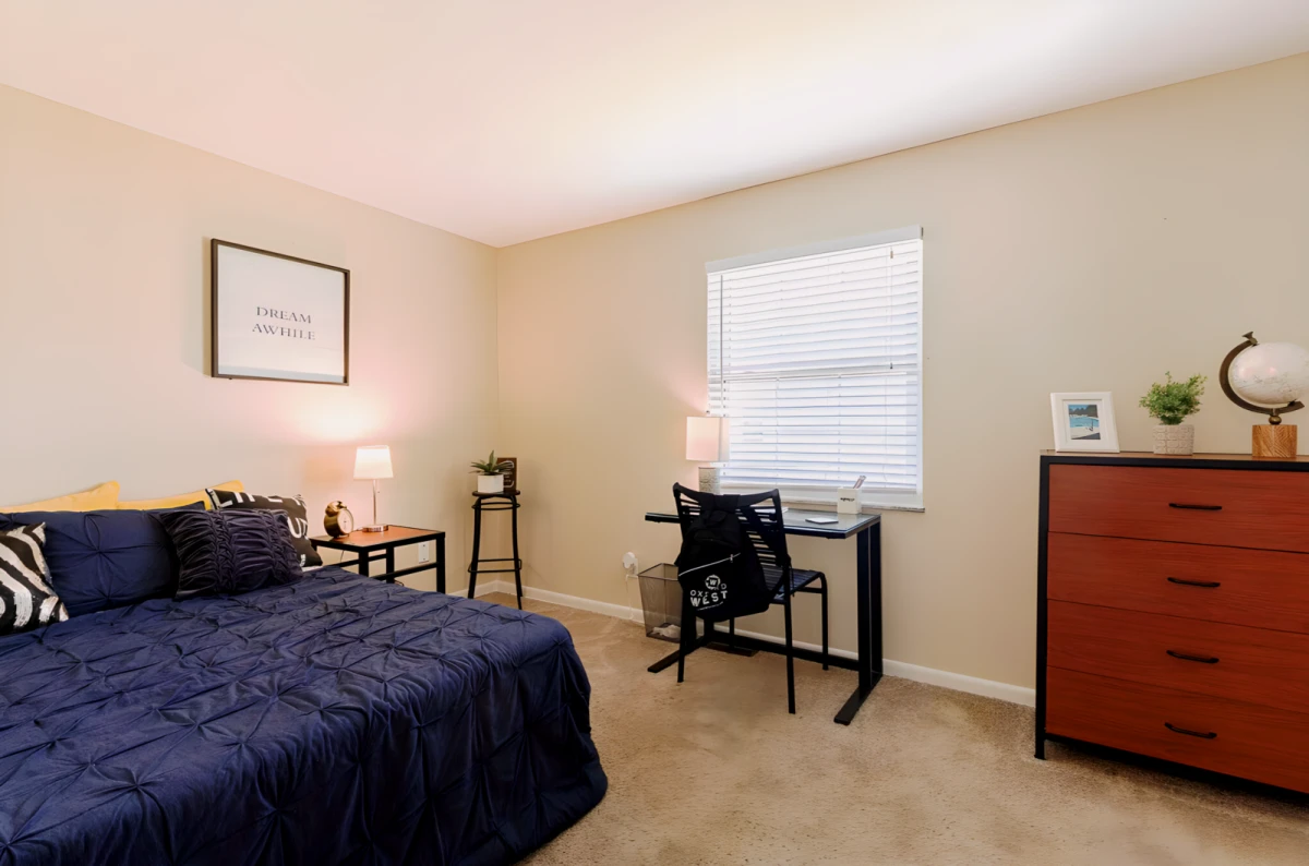 2 Rooms view 2
