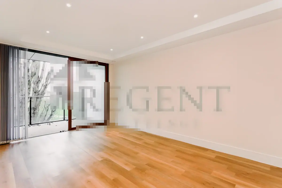 RL-George View, Knaresborough Drive, SW18