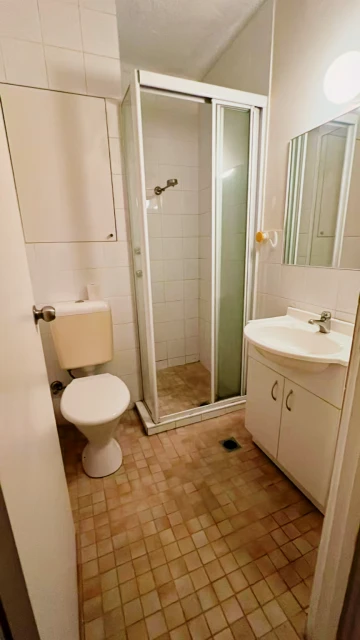 Single room-304
