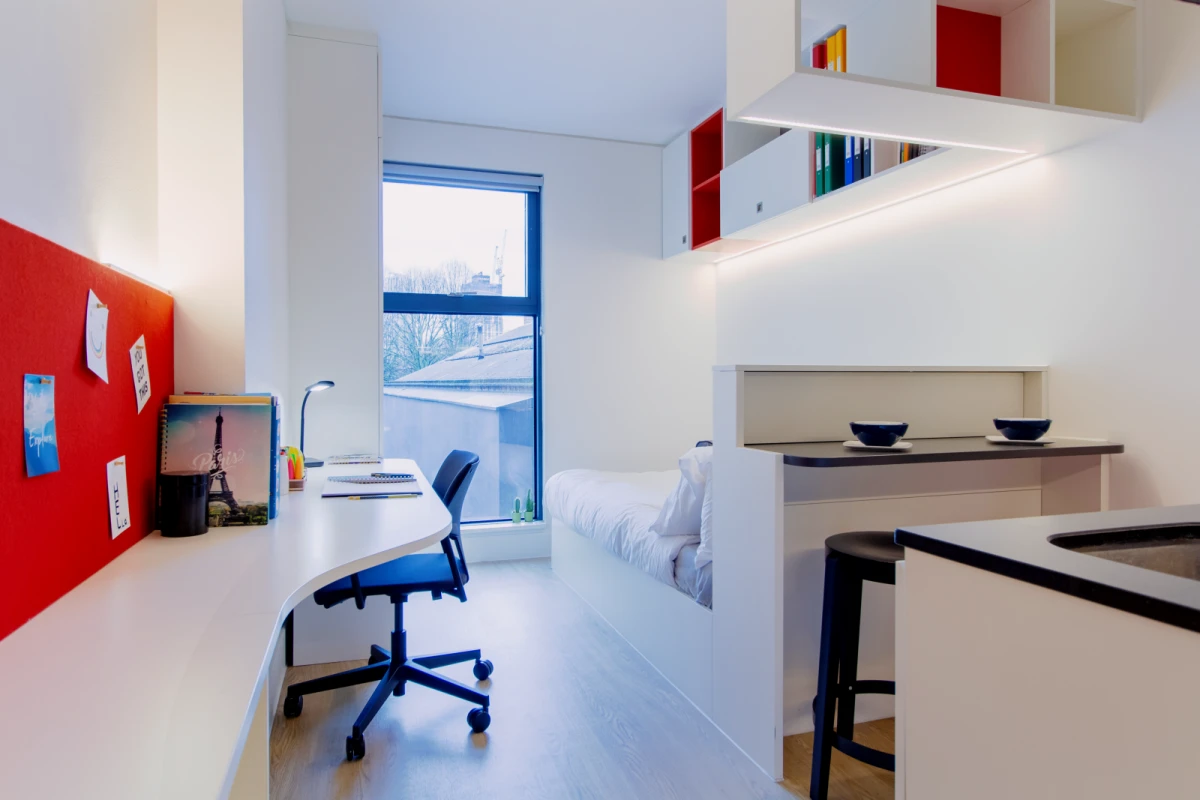 Studio Rooms view 4