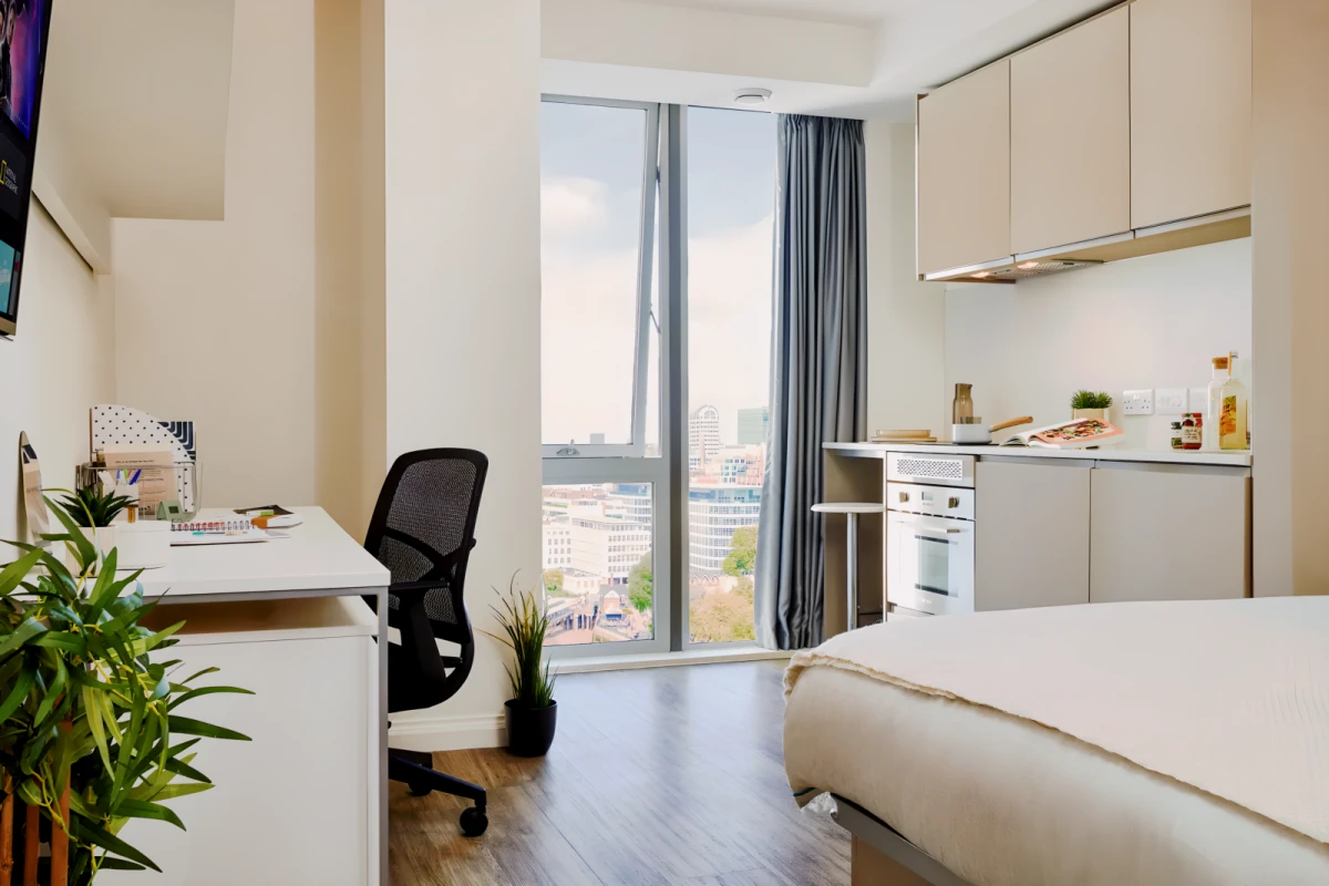 Ultimate Rooms view 1