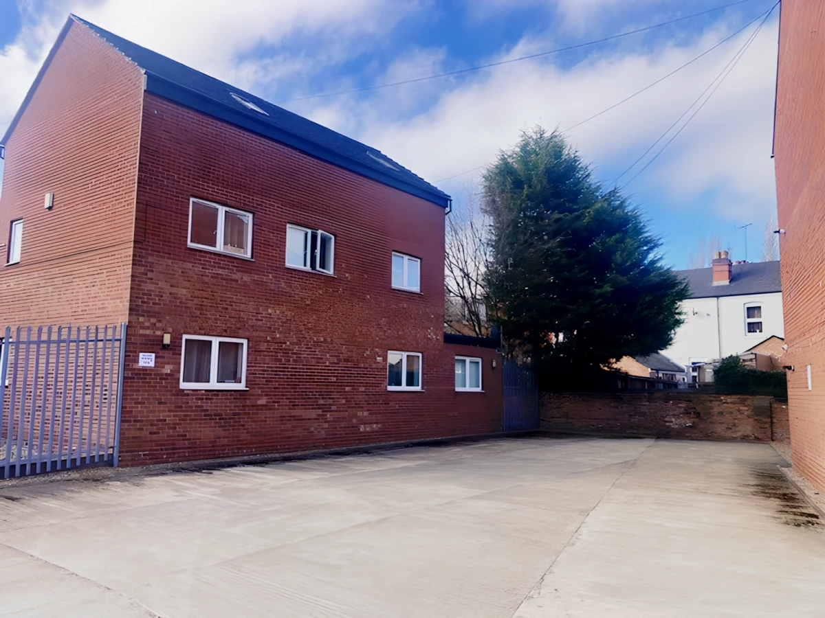 39 Harrow Road