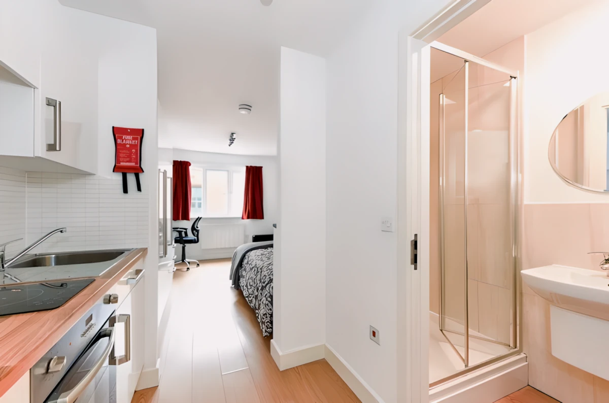Four Rooms view 3